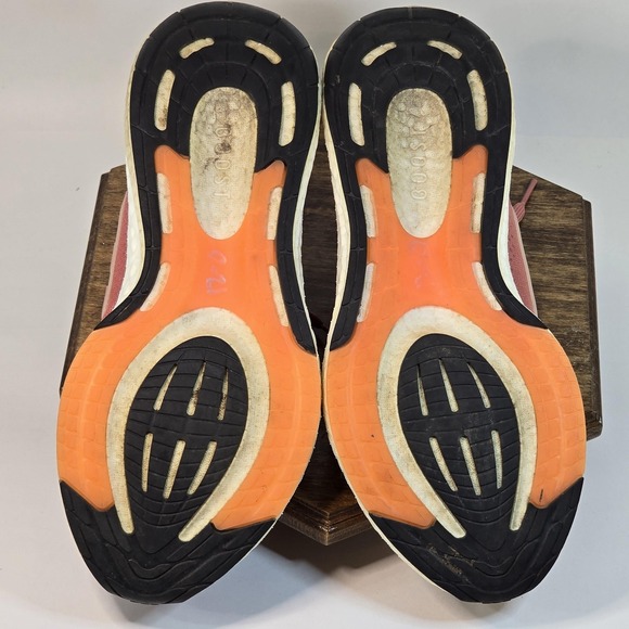 Adidas Running Shoes Womens Size 9 Pink Boost Cushion Road Trainer HQ1461 - Picture 9 of 10